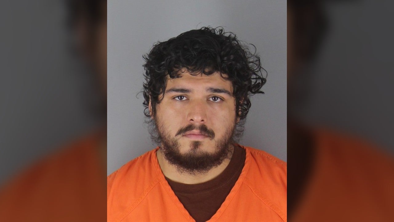 Charges: Bloomington man stabbed roommate while he was asleep, severely injuring him — Savage Real Estate news